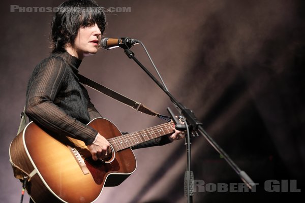 SHARON VAN ETTEN - 2022-06-15 - PARIS - La Cigale - 